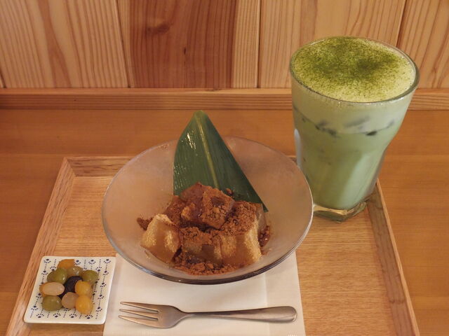 城町わらびと抹茶ラテ_城町CAFE
