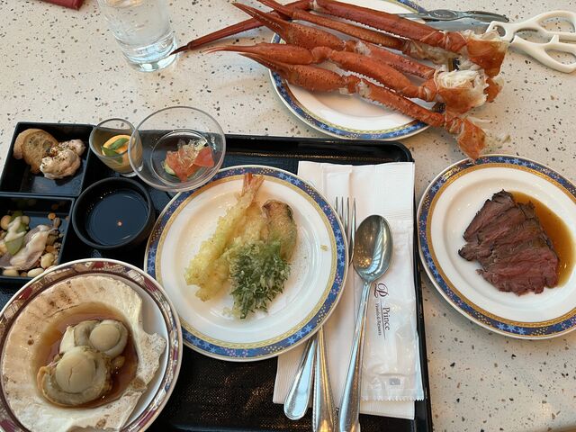 揚げたて天ぷらとカニとホタテとローストビーフ_札幌プリンスホテル