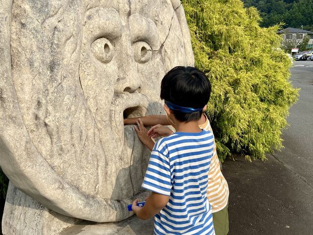 温泉といえばローマ?なので、真実の口のオブジェが。_百笑の湯