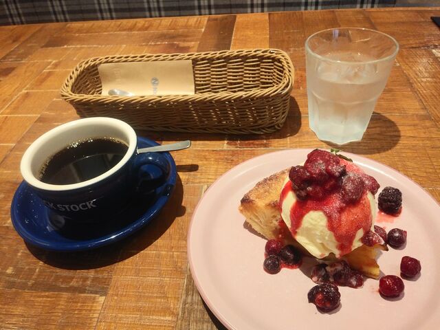 アップルパイアラモード、美味しかった!_肉が旨いカフェ NICK STOCK イオンモールKYOTO店