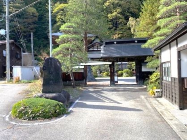 長泉寺へ_長泉寺(奈良井宿)