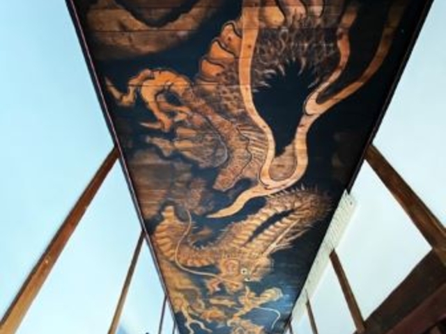 長泉寺本堂入口天井に20m×3.5mの龍の天井絵:山口権之正筆_長泉寺(奈良井宿)