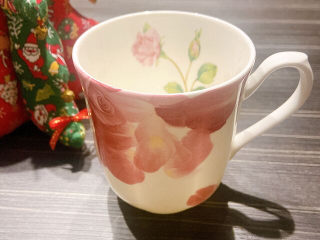 思ったより綺麗にできてて感動しました。_NARUMI Factory Shop絵付体験