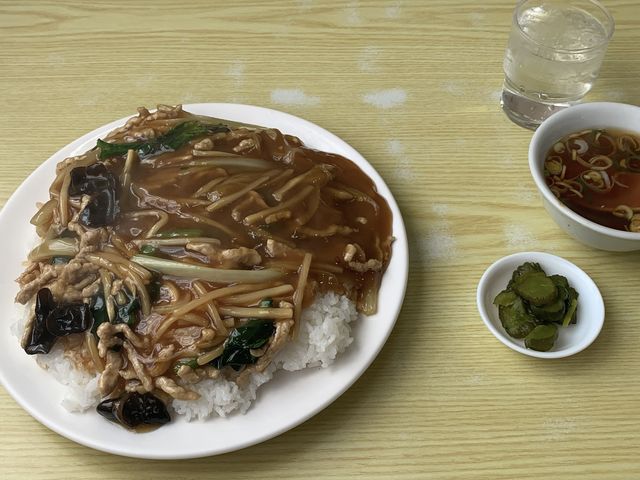 豚肉細切あんかけご飯の大盛リ_とんとんファミリー中華