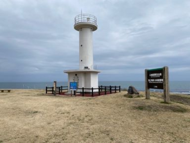小舟渡海岸:この先の沖に境石有り(岩礁地帯)_小舟渡海岸