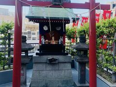 朝日稲荷神社の写真1