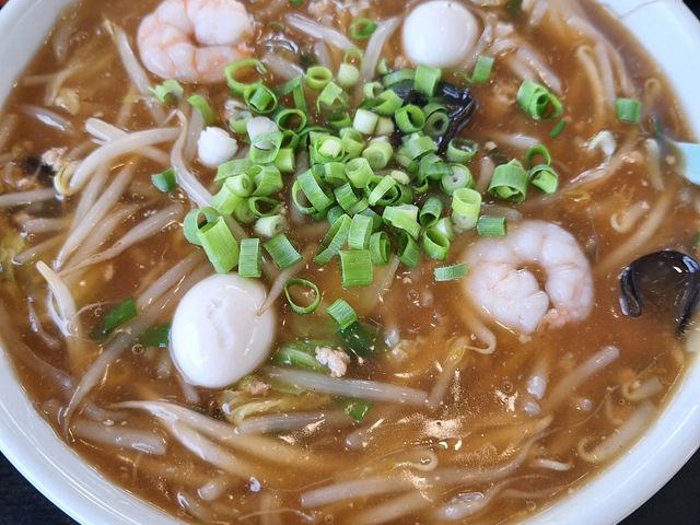 丼に並々。具沢山で美味しい餡。口の中の火傷は不可避!_ドライブイン みしま