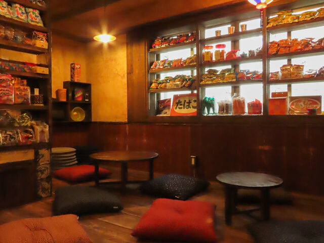 2階駄菓子バー_Shisha Bar Suien スイエン