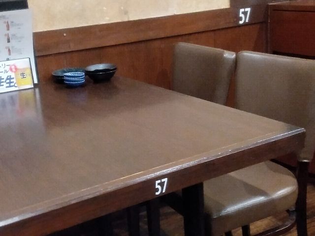 テーブル席_個室居酒屋 小田原商店