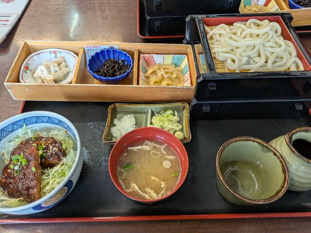 ミニヒレカツ丼うどん_安達太良SA(下り) あだたら亭