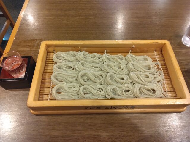 へぎ蕎麦 1.5人前です。大変に美味しいです。_こんごう庵 御徒町店