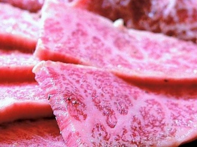 炭火焼肉 雷炭の写真1