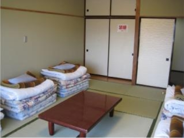 山梨県立青少年センター