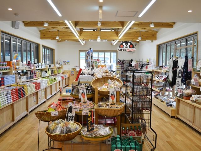 小栗館お土産売り場です。_道の駅かほく小栗郷