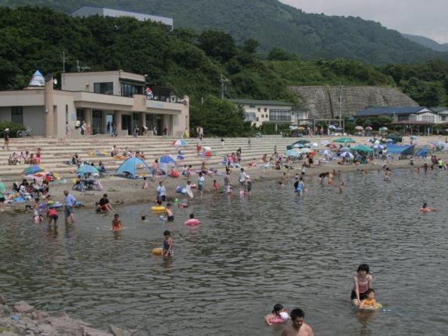 岩館海水浴場の写真1