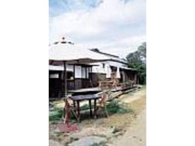水の流れる庭でリラックスしたひとときを_奈良町 あしびの郷