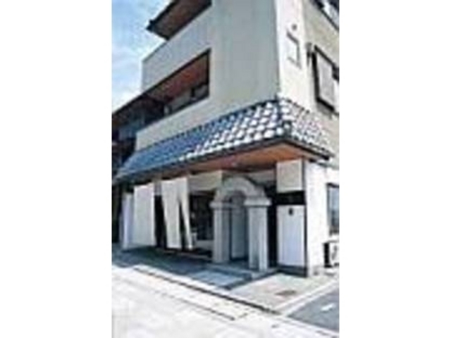 法隆寺を近くに望む。散策の折りにぜひ一度_古裂ギャラリーおおたに