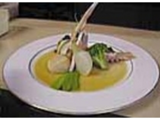 天然のお魚やハーブ、無農薬野菜などを使用_Saveur