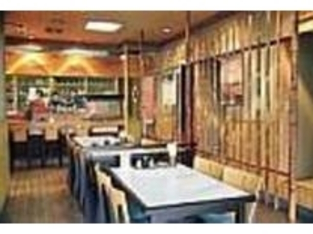 温かい笑顔と応対もこの店の大きな魅力_はみだしKAPPO二見