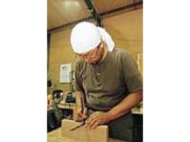 ひとつひとつ手作りで生産されている_木喜工房