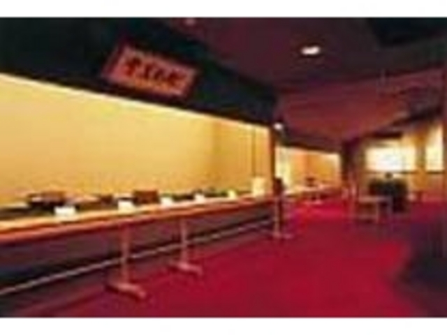 ガラスケースに入れない展示の方法_高台寺「掌美術館」