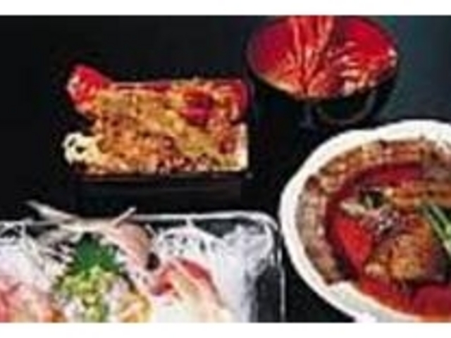 鴨川で水揚げされた新鮮魚介の和食が中心_地魚処すずき家