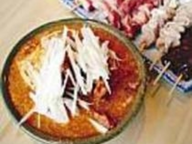 口の中でとろけるもつがやみつきに!_やきとり和泉