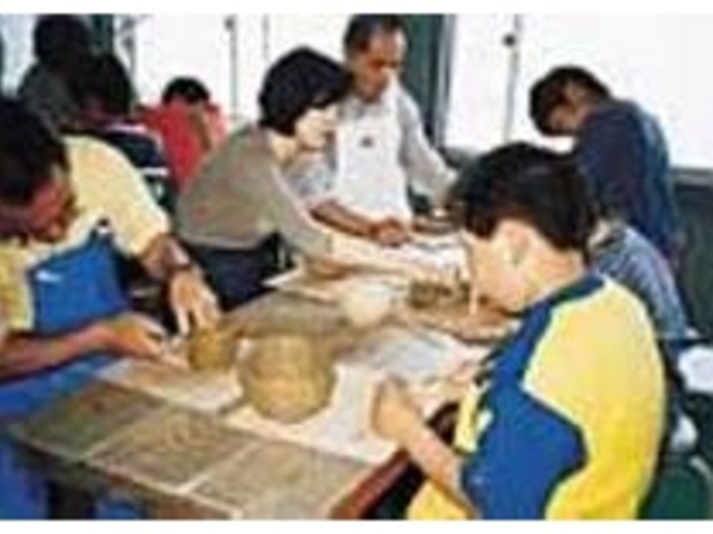 子供から大人まで楽しめる手びねり陶芸_笠間焼 いそべ陶苑