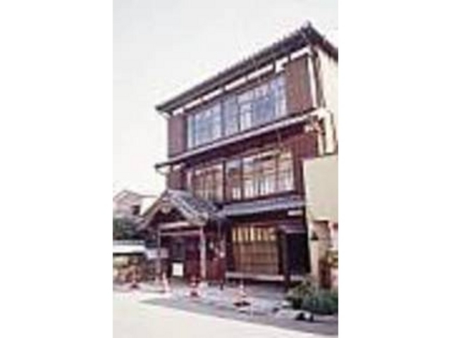 珍しい木造3階建て、歴史を感じる造り_日向市細島みなと資料館