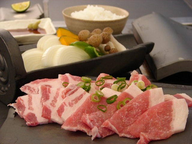 焼処かわらや