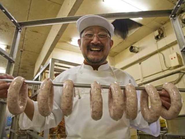 園内には、12の工房があり、生産・加工・販売を一貫して行っている農業公園です。工房の見学もしていただけます。_伊賀の里モクモク手づくりファーム