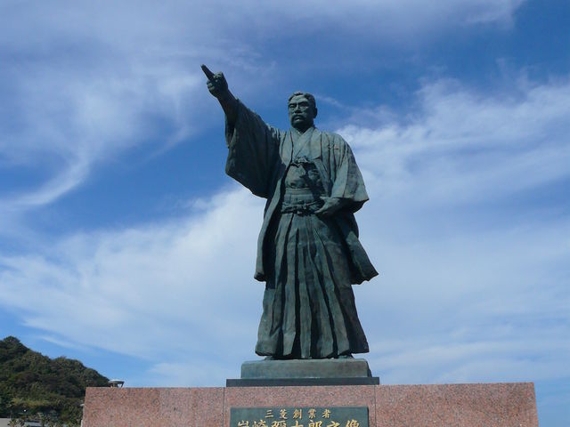 軍艦島・上陸周遊クルーズ