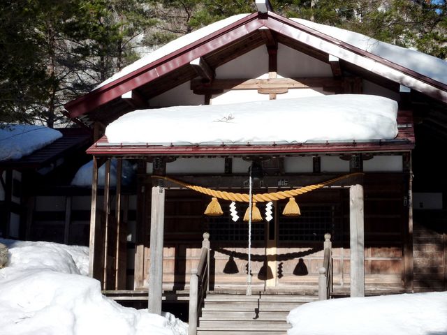 平湯神社