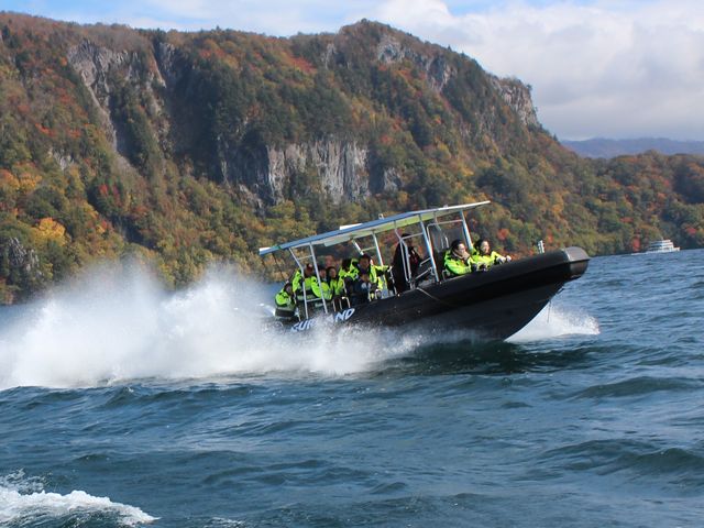 荒天時、豪快に突き進みます。_グリランド RIB Trip