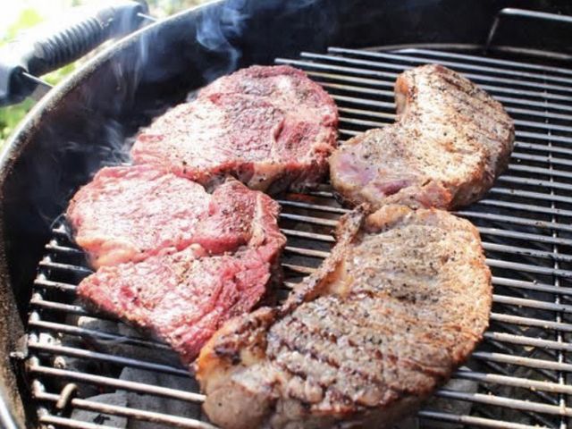 アメリカンスタイルのBBQ_ザ・アミーゴス大高店