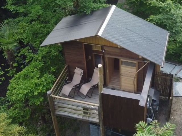 別棟に貸し切り秘境サウナがあります。_古民家 大峰