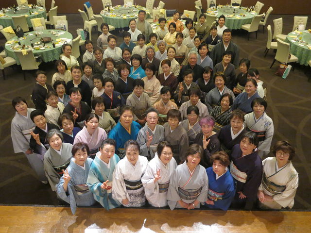 新年会_美保姿きもの総合学院 甲府校