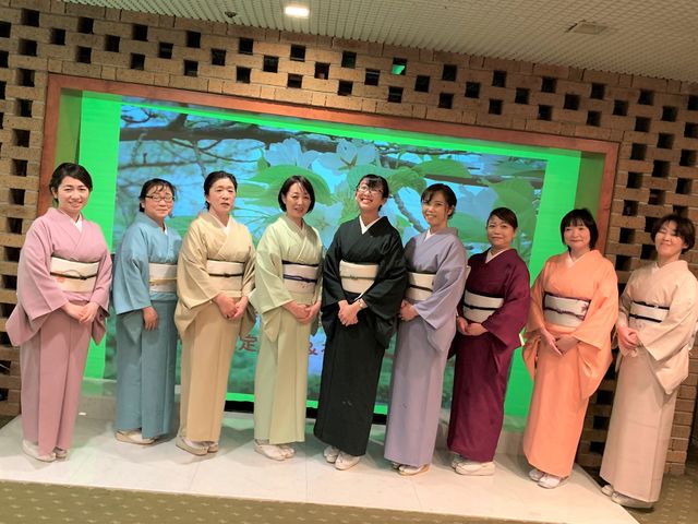 準着付師の皆さん_美保姿きもの総合学院 前橋校