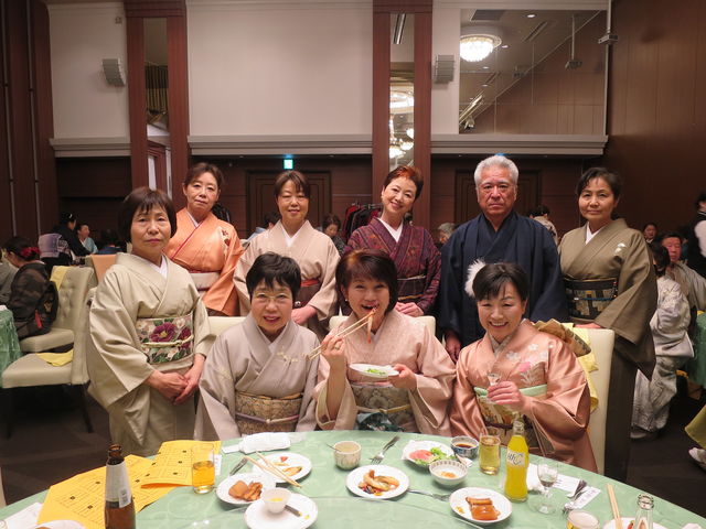 新年会3_美保姿きもの総合学院 高崎校
