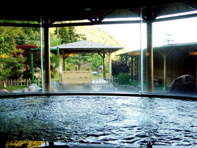 内湯からの風景_一の俣温泉グランドホテル