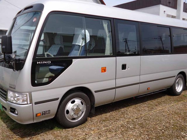 マイクロバス正席17人乗り_北海道観光バス・観光タクシー ライクネット予約センター