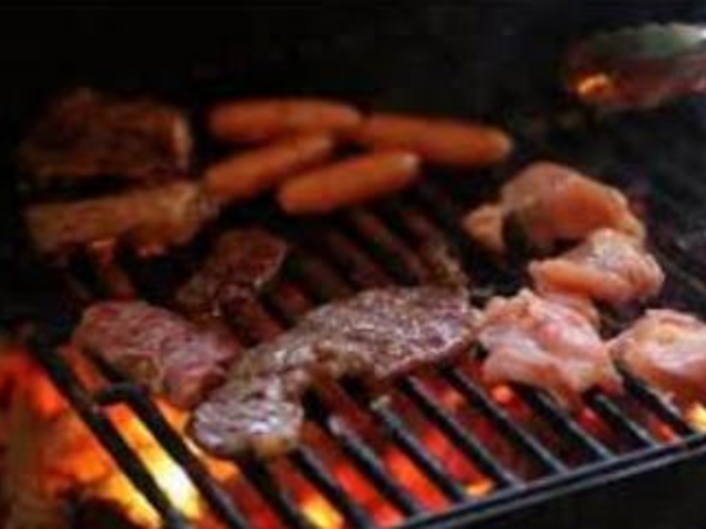 BBQもご予約できます。_水上キャンプ場Tipi