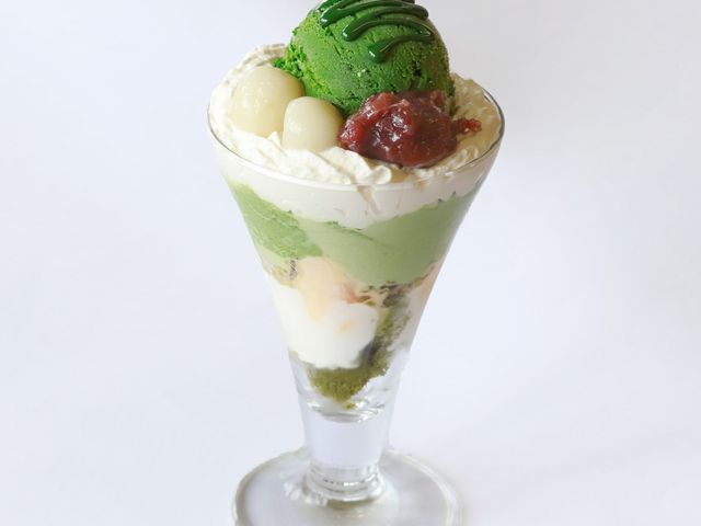 自家製抹茶スイーツ尽くし♪抹茶パフェ(950円)_d:matcha Kyoto CAFE&KITCHEN
