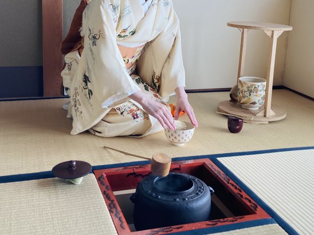 本格的なお茶席を体験_茶道体験 弦庵