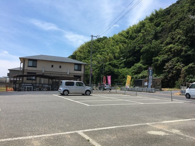 駐車場_民宿 厚浜