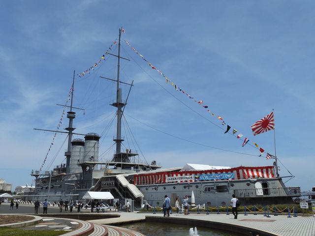 毎年5.27の日本海記念式典時の満艦飾_記念艦「三笠」