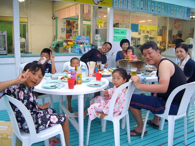 お子様も大喜びの浜茶屋BBQ_リゾートインキシモト
