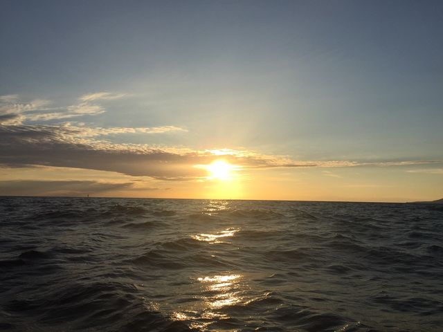天気さえよければ綺麗な夕日が見れます♪_マリンスポーツアプサラス