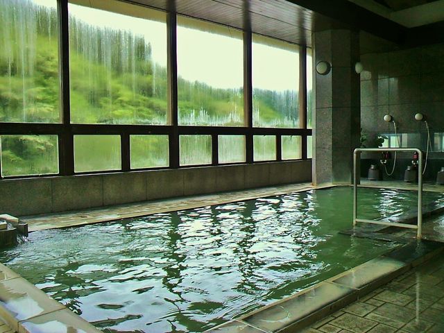 【男性用大浴場】(グリーンシーズン)_鳴子温泉郷中山平温泉 仙庄館
