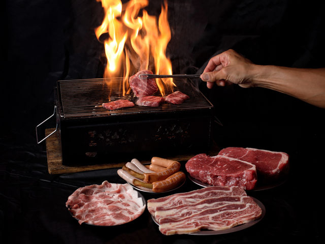 誕生日にサプライズフルーツ盛りケーキ_BBQ るぐんちゅ